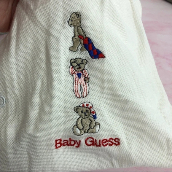 Vintage Baby Guess footie romper white w/ embroidered bears size 6 months - Picture 7 of 10